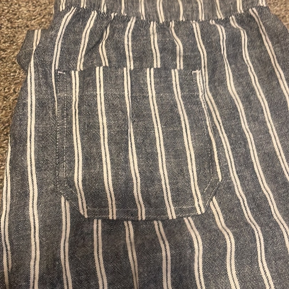 Loft Pants - Picture 3 of 3